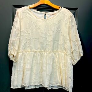 Cute puff short sleeve women's lace top